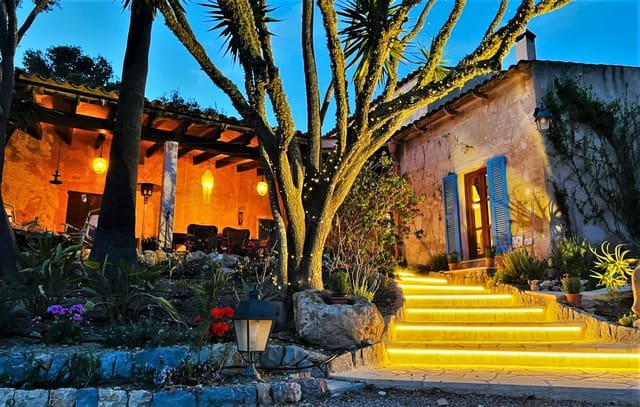 2 soverom Finca/Herregård til salgs i Porreres med svømmebasseng garasje - € 1 300 000 (Ref: 7524725)