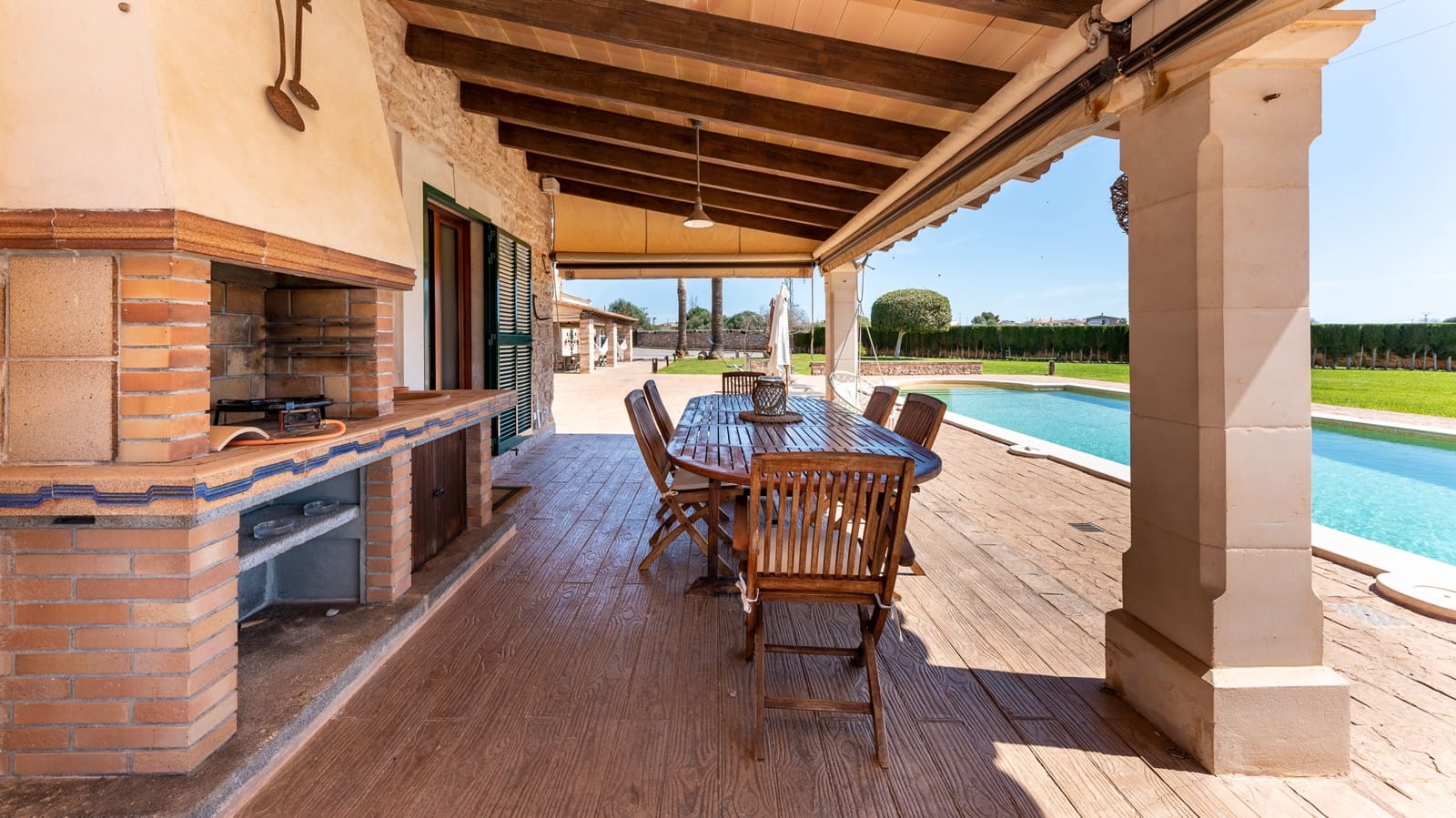 4 soveværelse Finca/Landehus til salg i Santanyi med swimmingpool garage - € 3.750.000 (Ref: 7524726)