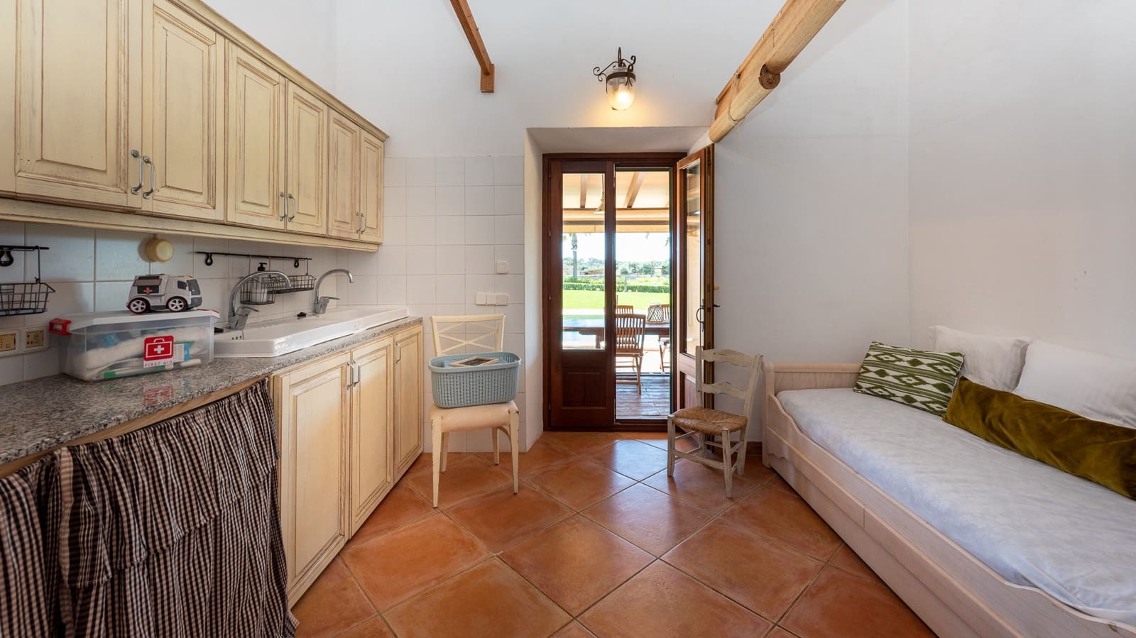 4 soveværelse Finca/Landehus til salg i Santanyi med swimmingpool garage - € 3.750.000 (Ref: 7524726)