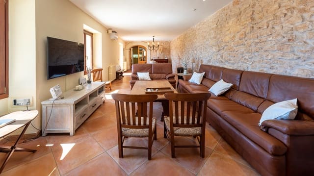 4 soveværelse Finca/Landehus til salg i Santanyí med swimmingpool garage - € 3.750.000 (Ref: 7524726)