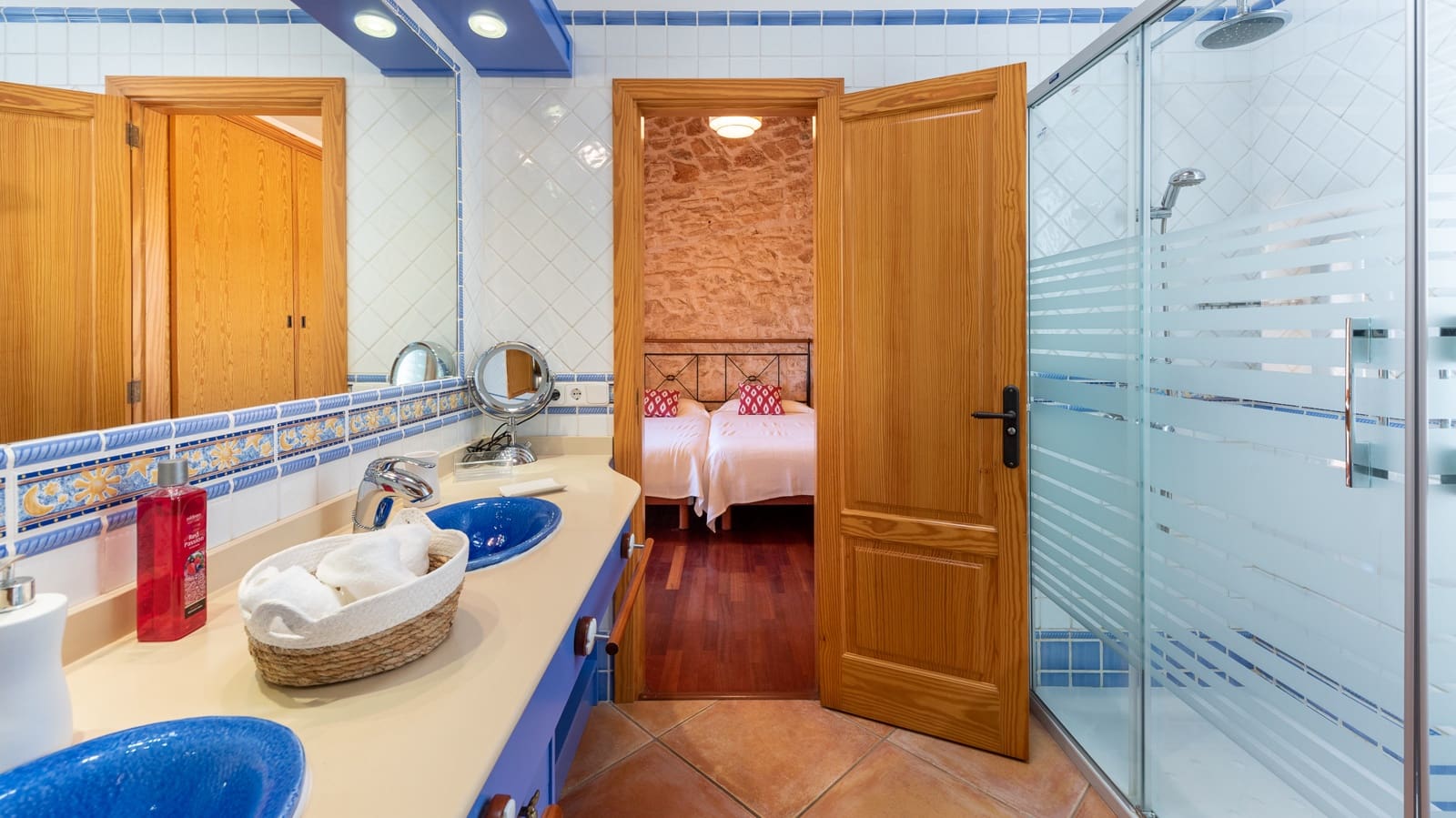 4 soveværelse Finca/Landehus til salg i Santanyi med swimmingpool garage - € 3.750.000 (Ref: 7524726)