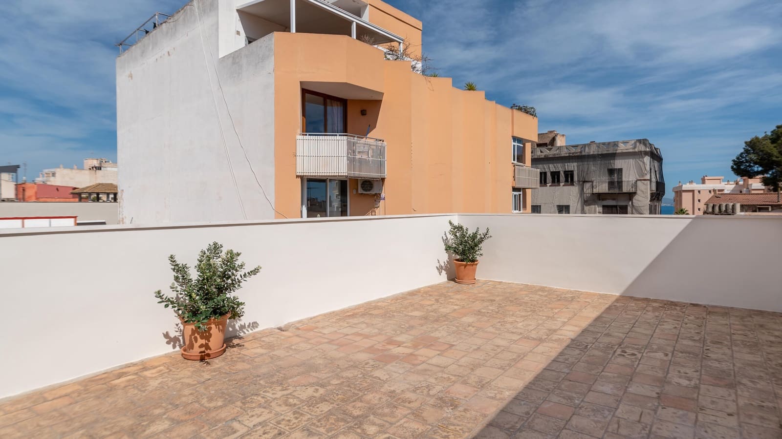 3 soverom Leilighet til leie i Palma de Mallorca - € 2 800 (Ref: 7561499)