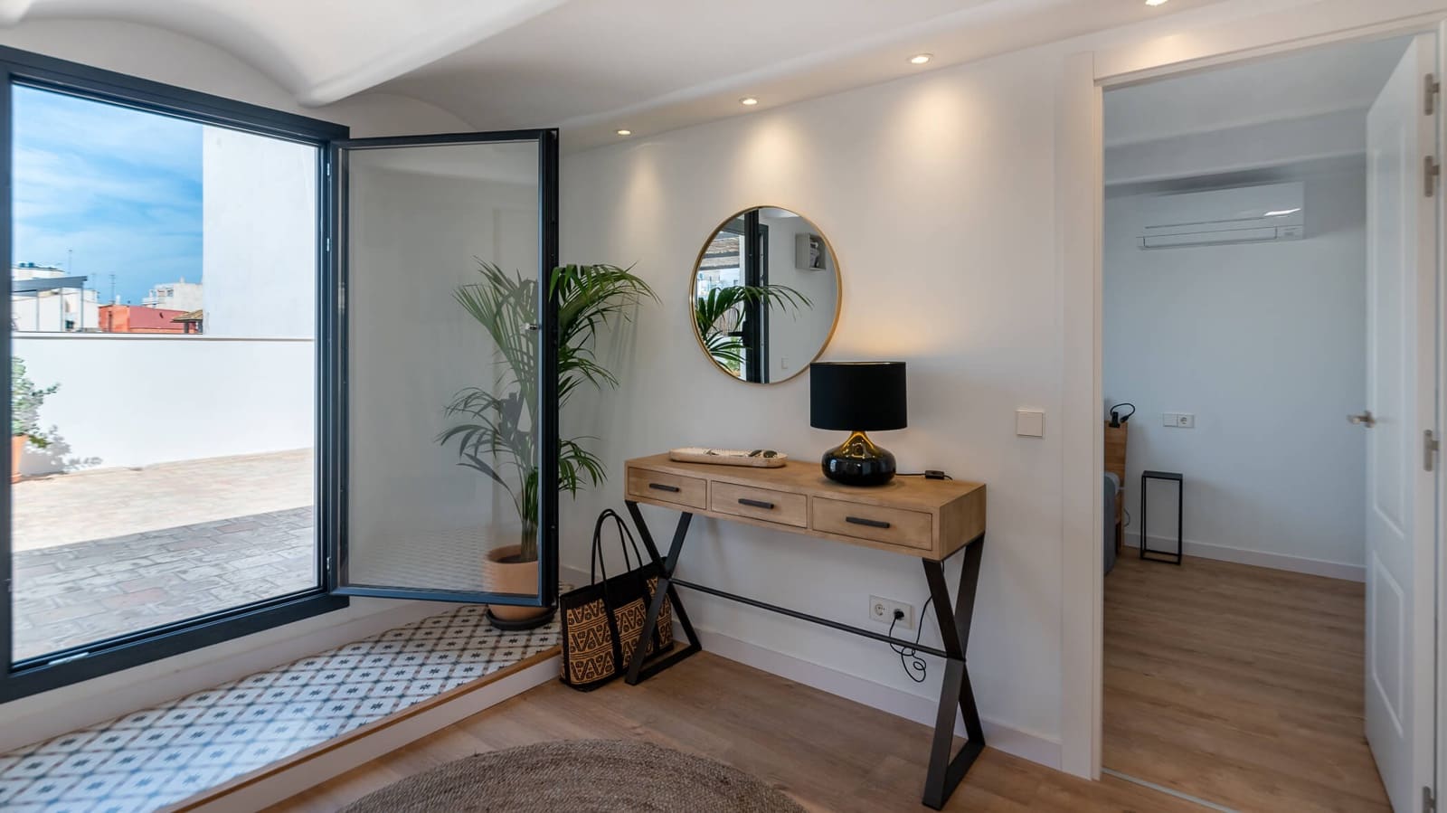 3 soverom Leilighet til leie i Palma de Mallorca - € 2 800 (Ref: 7561499)