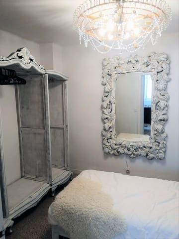 4 bedroom Apartment for sale in Palma de Mallorca - € 365,000 (Ref: 7565100)