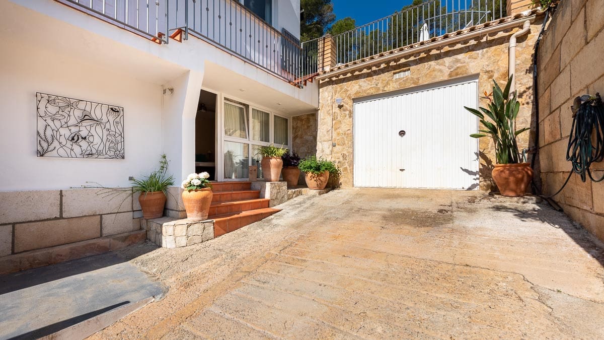 4 Zimmer Villa zu verkaufen in Costa d'en Blanes mit Pool Garage - 2.250.000 € (Ref: 7569912)