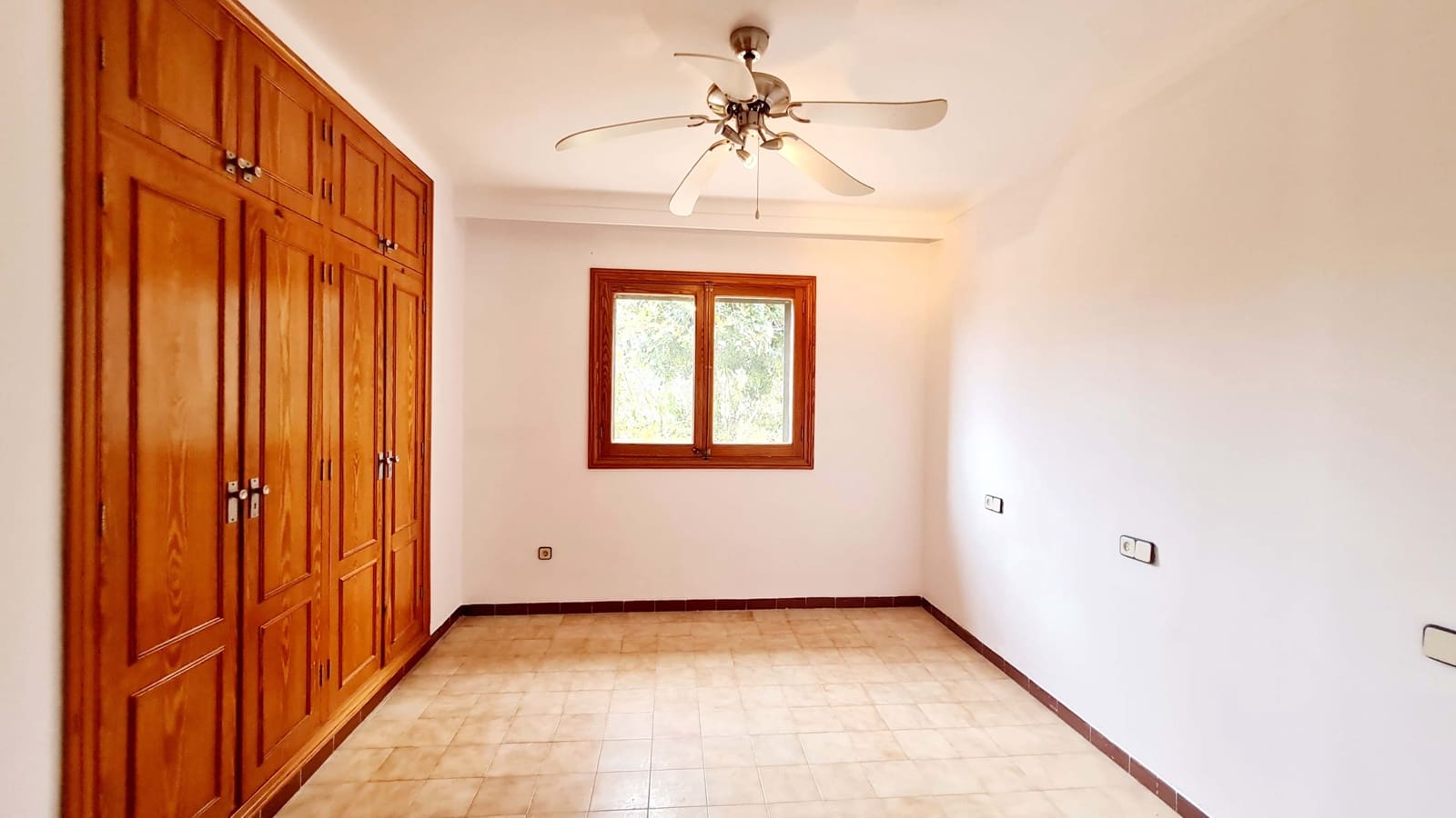 4 camera da letto Villa da affittare in Palma de Mallorca con piscina garage - 2.750 € (Rif: 7569918)