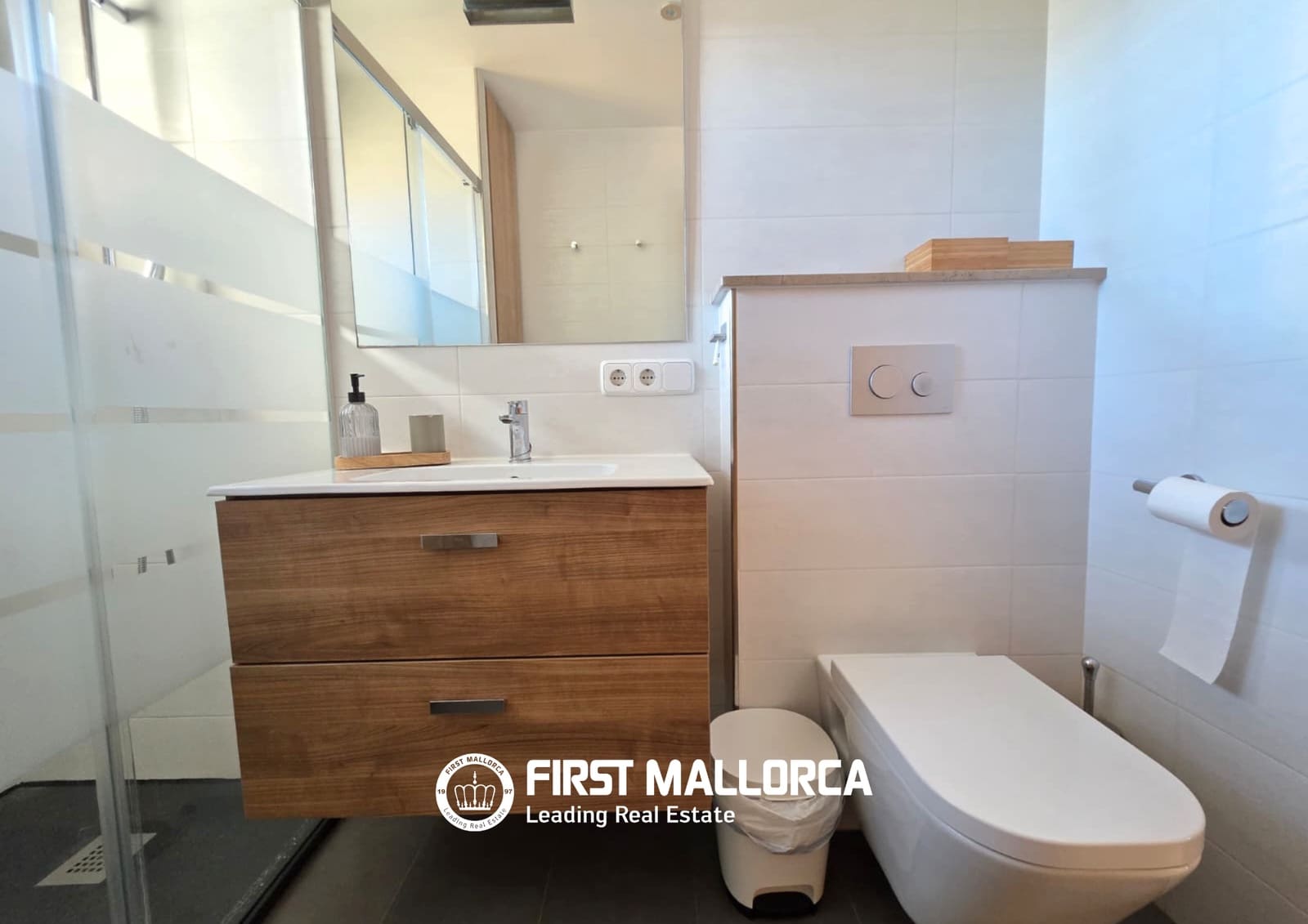 3 quarto Moradia para arrendar em Palma de Mallorca com garagem - 4 000 € (Ref: 7577957)