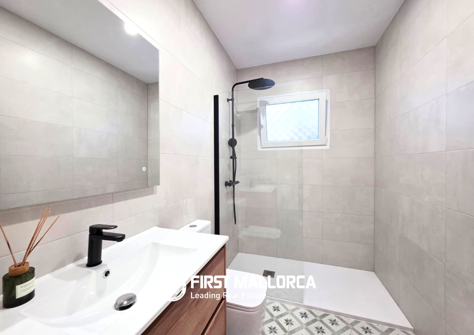 3 quarto Moradia para arrendar em Palma de Mallorca com garagem - 4 000 € (Ref: 7577957)