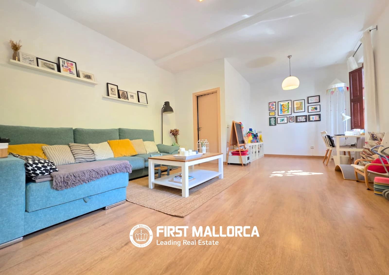 3 quarto Moradia para arrendar em Palma de Mallorca com garagem - 4 000 € (Ref: 7577957)