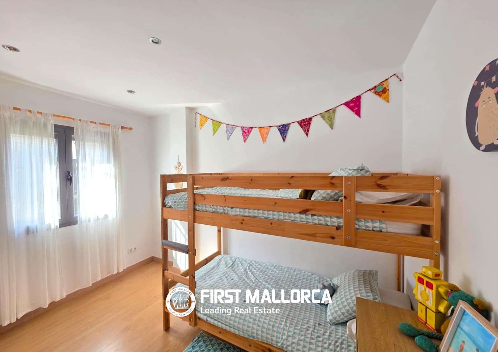 3 quarto Moradia para arrendar em Palma de Mallorca com garagem - 4 000 € (Ref: 7577957)