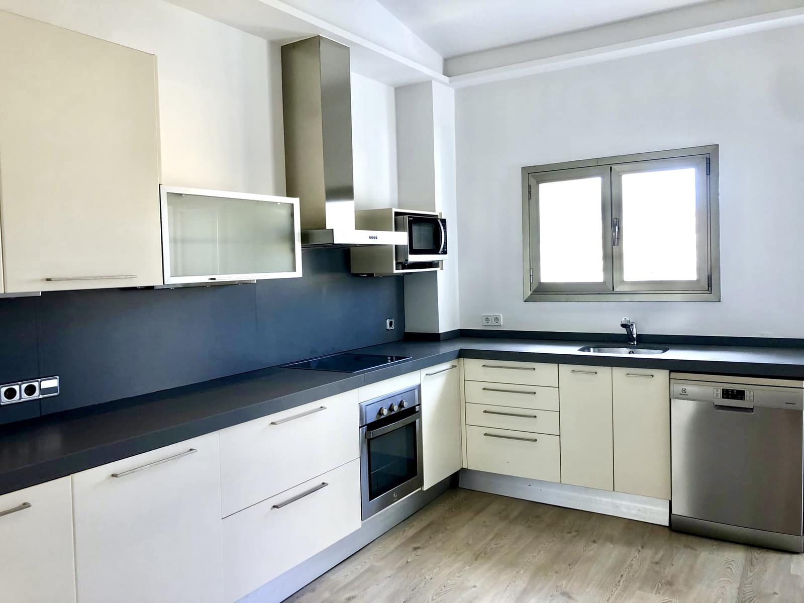 3 sovrum Takvåning att hyra i Cas Catala med garage - 5 500 € (Ref: 7585537)