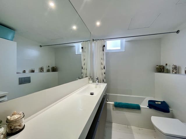 2 soveværelse Lejlighed til salg i Illetas, Calvià med garage - € 720.000 (Ref: 7615087)