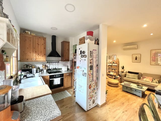 2 bedroom Apartment for rent in El Terreno, Palma de Mallorca - € 2,000 (Ref: 7615091)