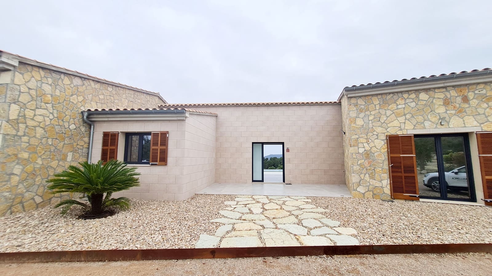 4 bedroom Villa for rent in Sineu with garage - € 5,400 (Ref: 7635668)