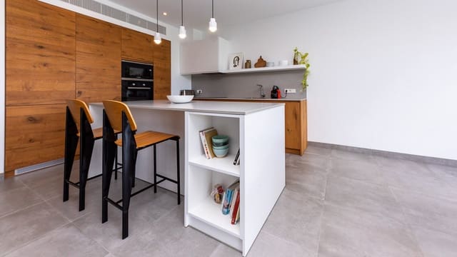 4 slaapkamer Rijtjeshuis te koop in Campanet met zwembad garage - € 1.180.000 (Ref: 7635676)