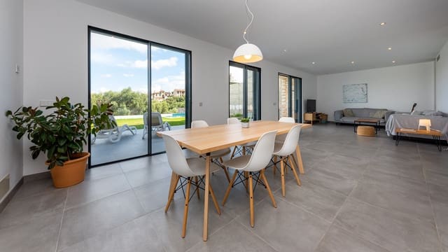 4 slaapkamer Rijtjeshuis te koop in Campanet met zwembad garage - € 1.180.000 (Ref: 7635676)