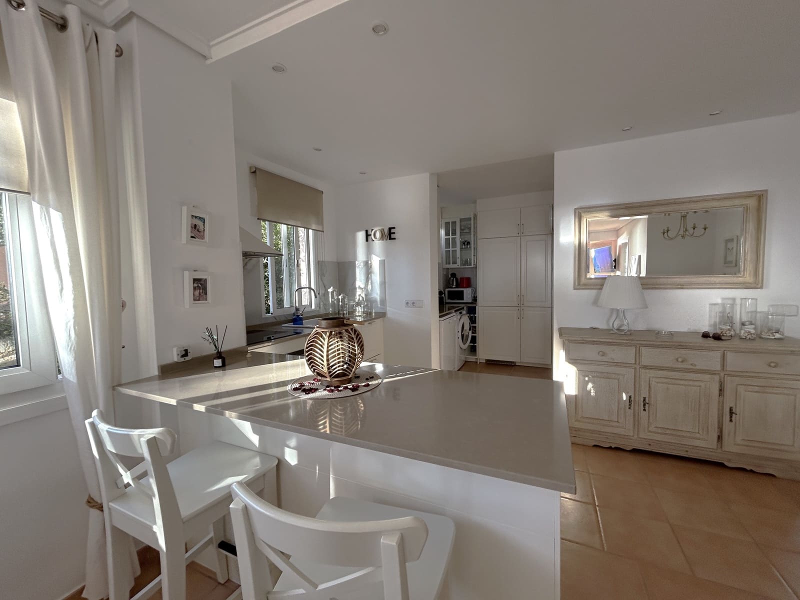 Appartement de 2 chambres à louer à Illetas avec piscine garage - 3 000 € (Ref: 7643898)