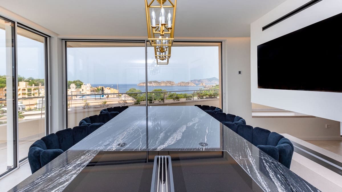 3 bedroom Penthouse for sale in Santa Ponsa with pool garage - € 3,300,000 (Ref: 7650434)