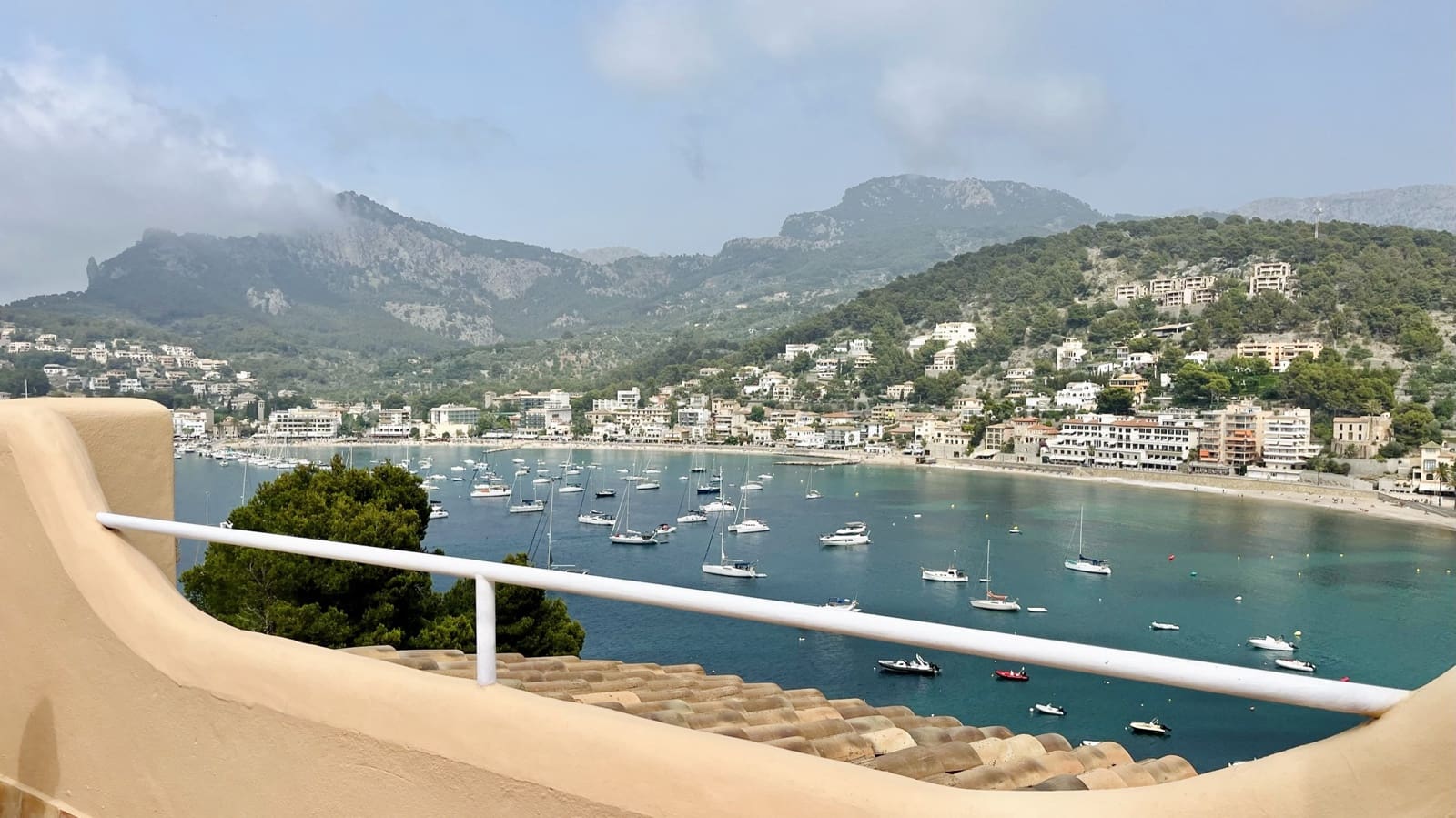 2 bedroom Apartment for rent in Puerto de Soller / Port de Soller with garage - € 2,000 (Ref: 7650445)