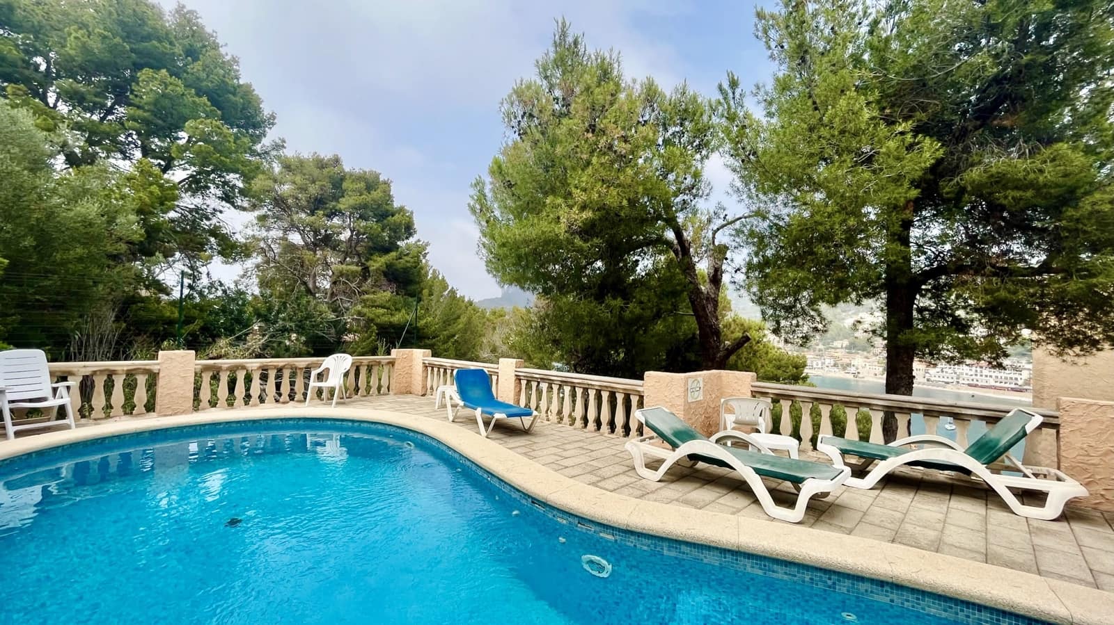 2 bedroom Apartment for rent in Puerto de Soller / Port de Soller with garage - € 2,000 (Ref: 7650445)