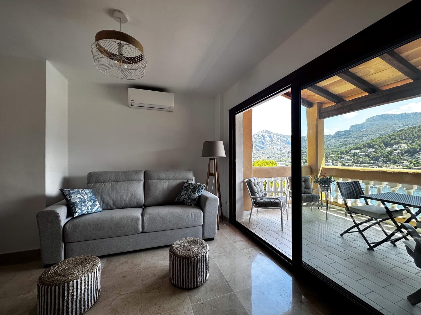2 bedroom Apartment for rent in Puerto de Soller / Port de Soller with garage - € 2,000 (Ref: 7650445)