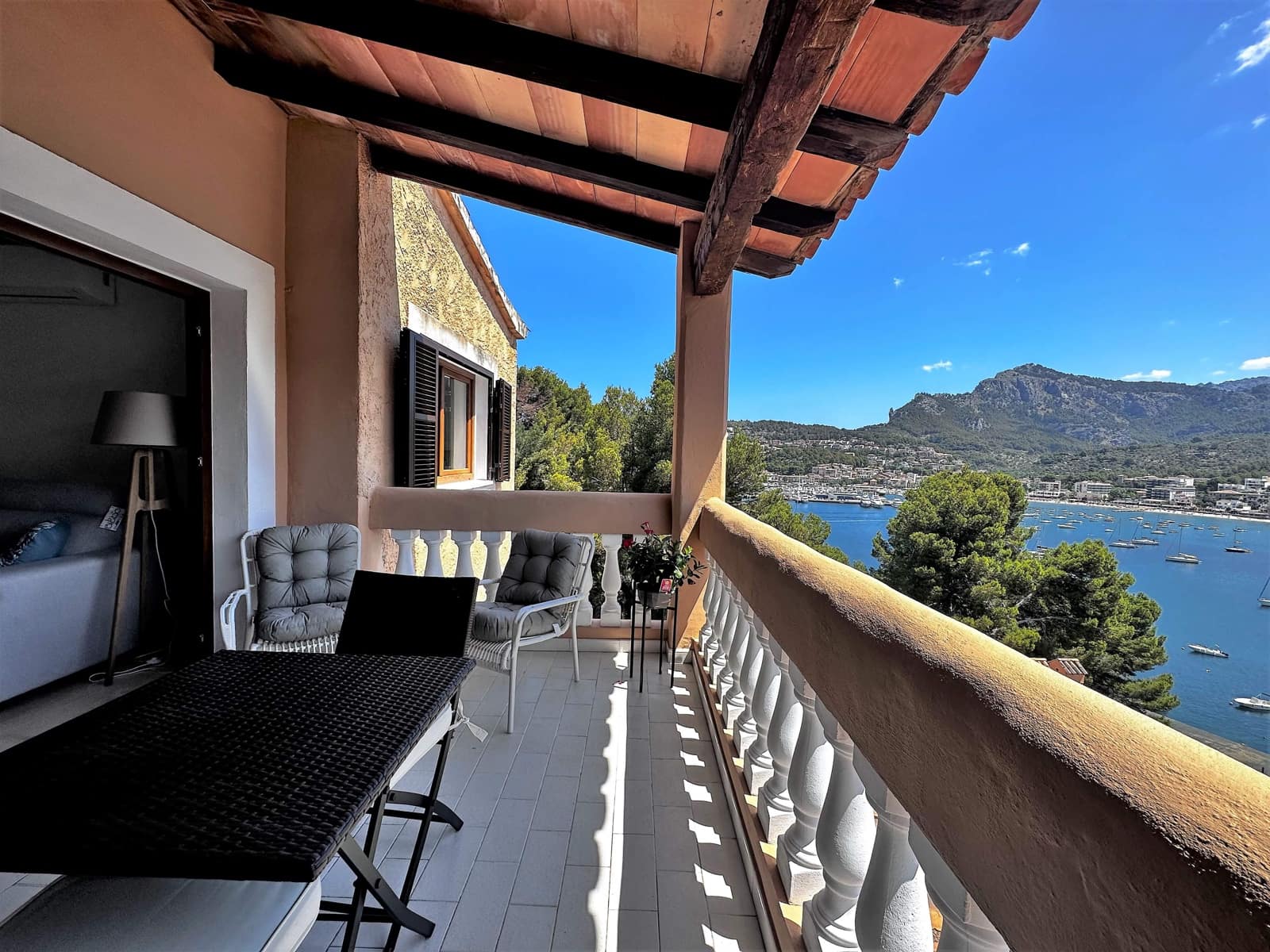 2 bedroom Apartment for rent in Puerto de Soller / Port de Soller with garage - € 2,000 (Ref: 7650445)