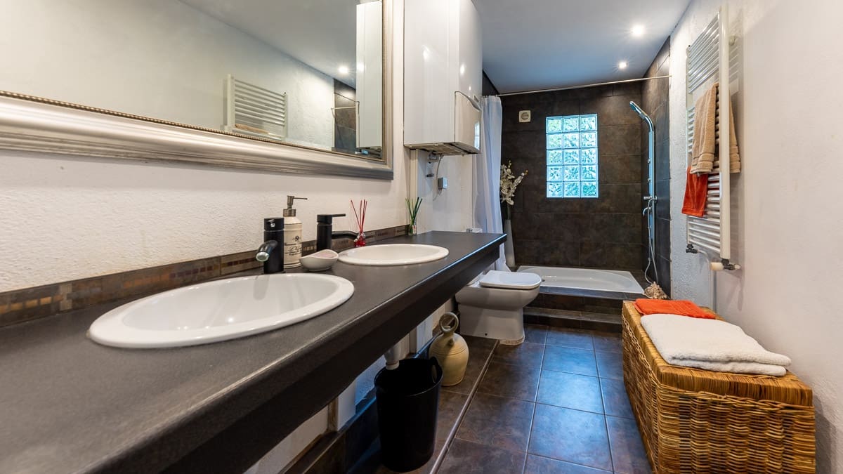 3 soveværelse Villa til salg i Galilea med garage - € 1.450.000 (Ref: 7705272)