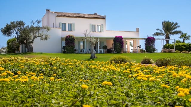 3 soveværelse Finca/Landehus til salg i Santanyí med swimmingpool garage - € 3.250.000 (Ref: 7709769)