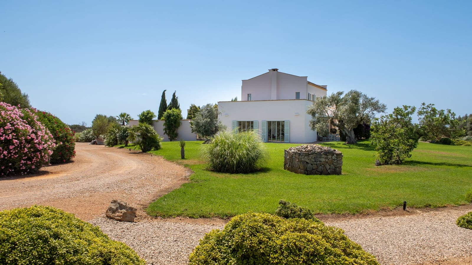 3 soveværelse Finca/Landehus til salg i Santanyi med swimmingpool garage - € 3.250.000 (Ref: 7709769)