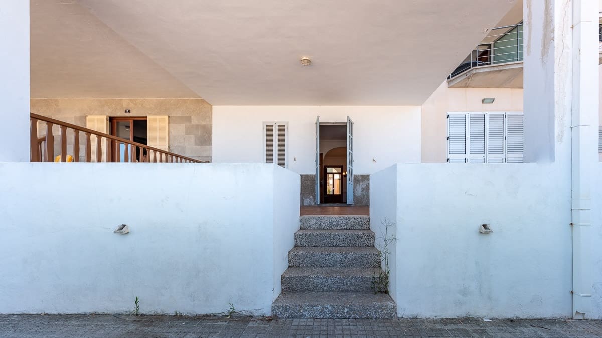 7 soveværelse Semi-Rækkehus til salg i Ca'n Picafort med garage - € 2.500.000 (Ref: 7742136)