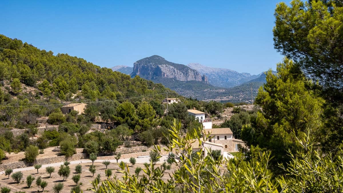 6 soveværelse Finca/Landehus til salg i Alaro med swimmingpool garage - € 6.800.000 (Ref: 7744955)