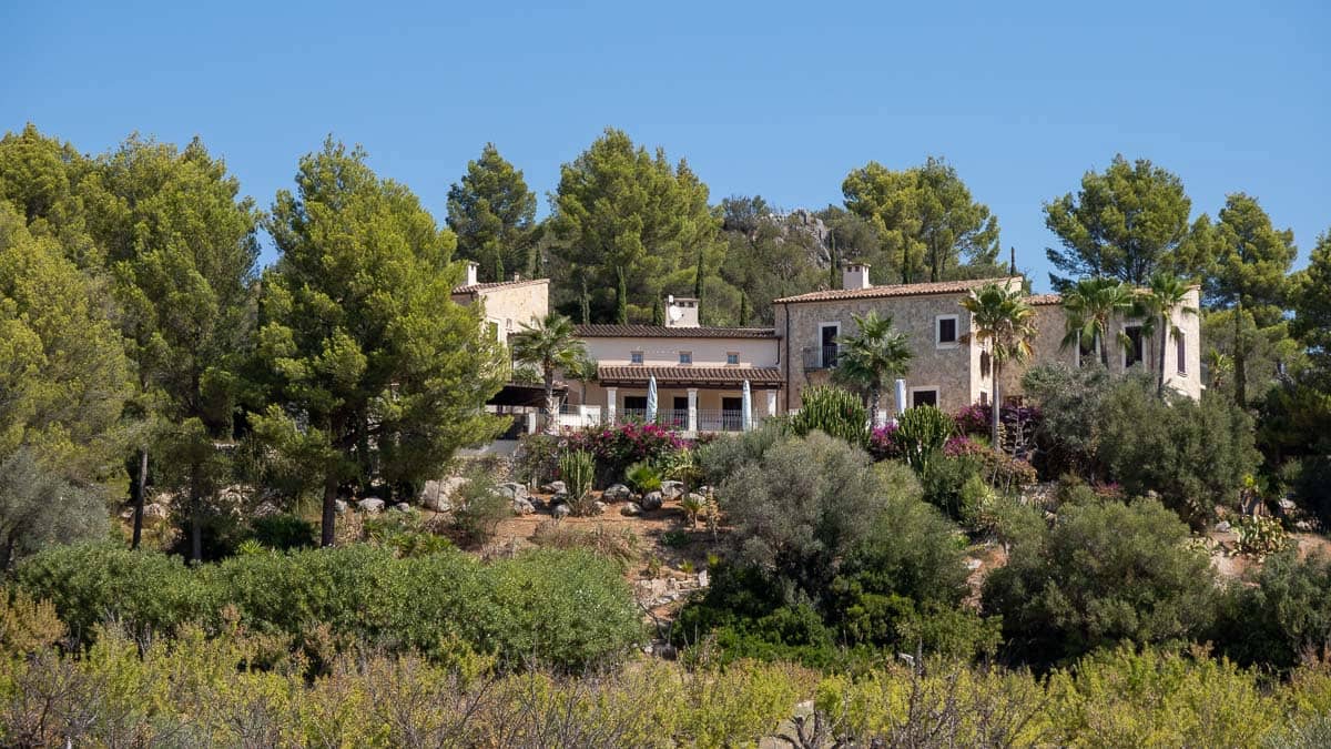 6 soverom Finca/Herregård til salgs i Alaro med svømmebasseng garasje - € 6 800 000 (Ref: 7744955)