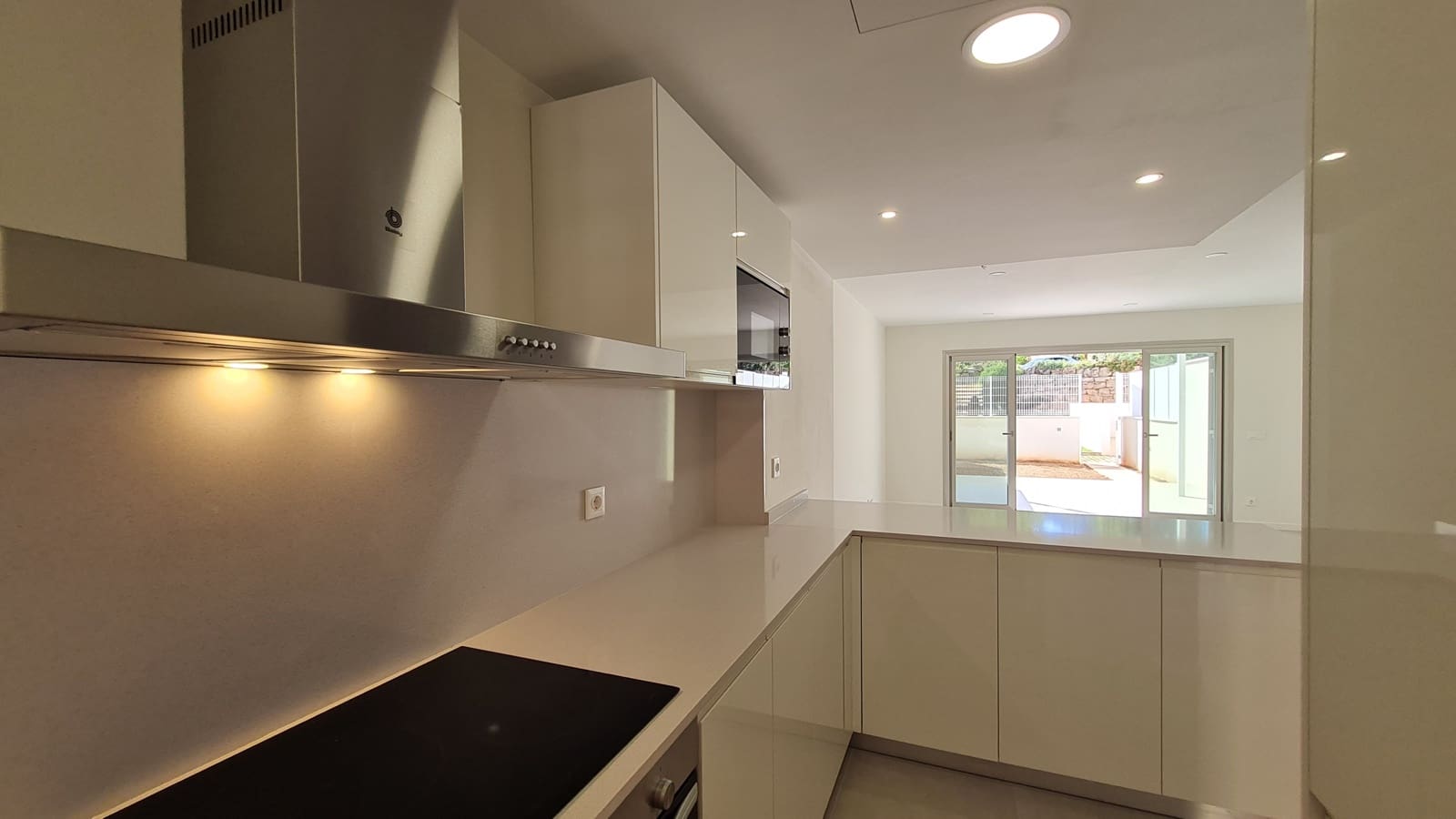 3 slaapkamer Huis te huur in Puerto de Andratx met garage - € 3.500 (Ref: 7764991)