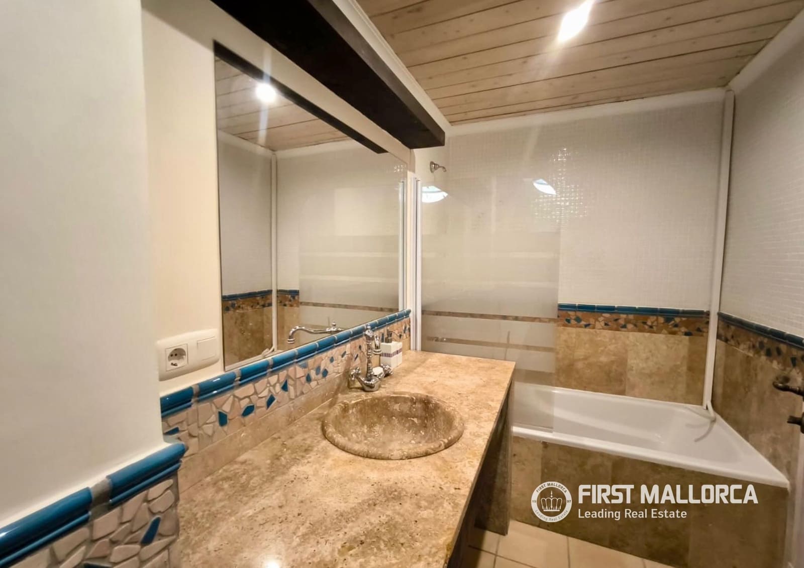 4 makuuhuone Paritalo vuokrattavana paikassa Santa Ponsa mukana uima-altaan - 3 500 € (Ref: 7793355)