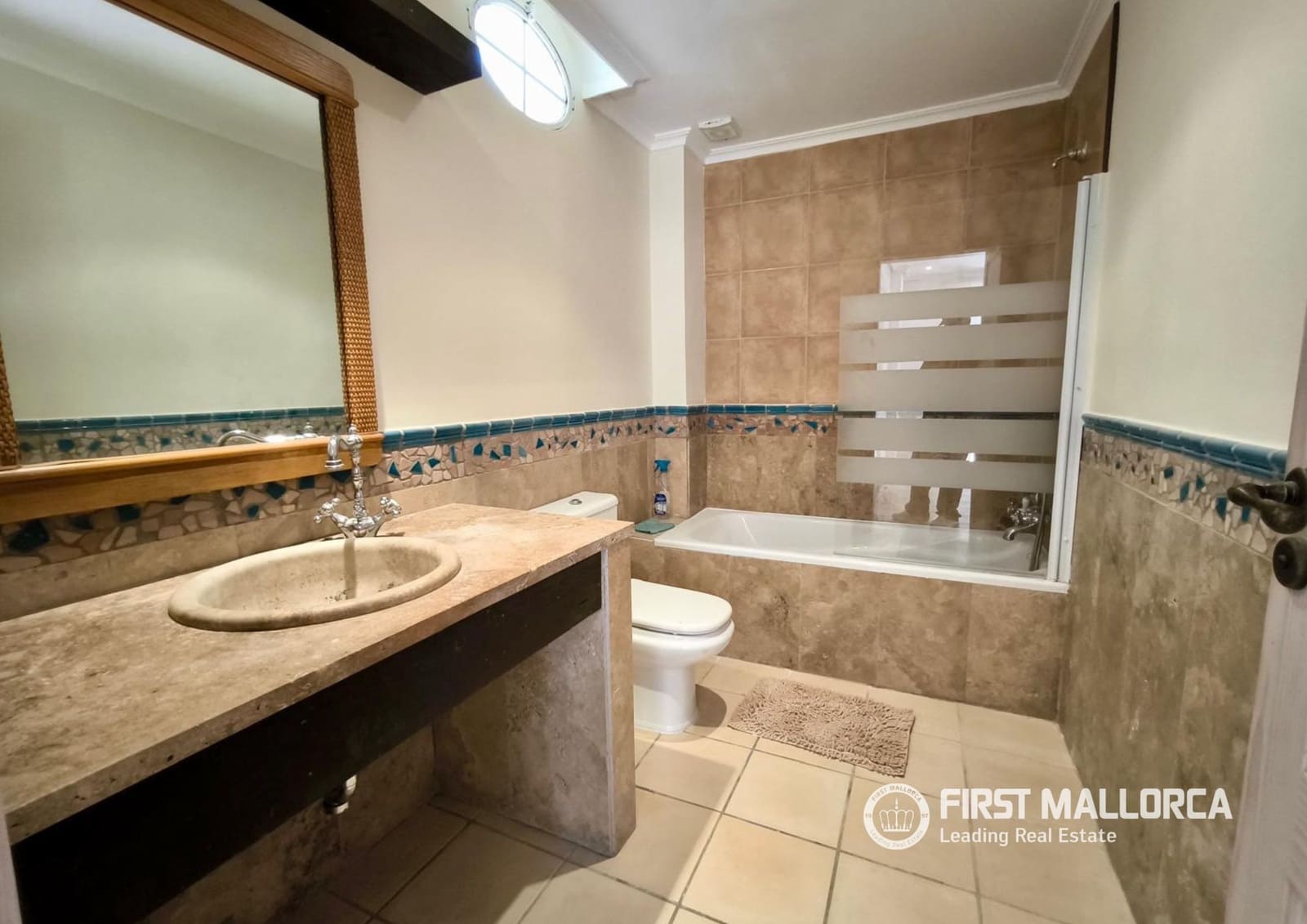 4 makuuhuone Paritalo vuokrattavana paikassa Santa Ponsa mukana uima-altaan - 3 500 € (Ref: 7793355)