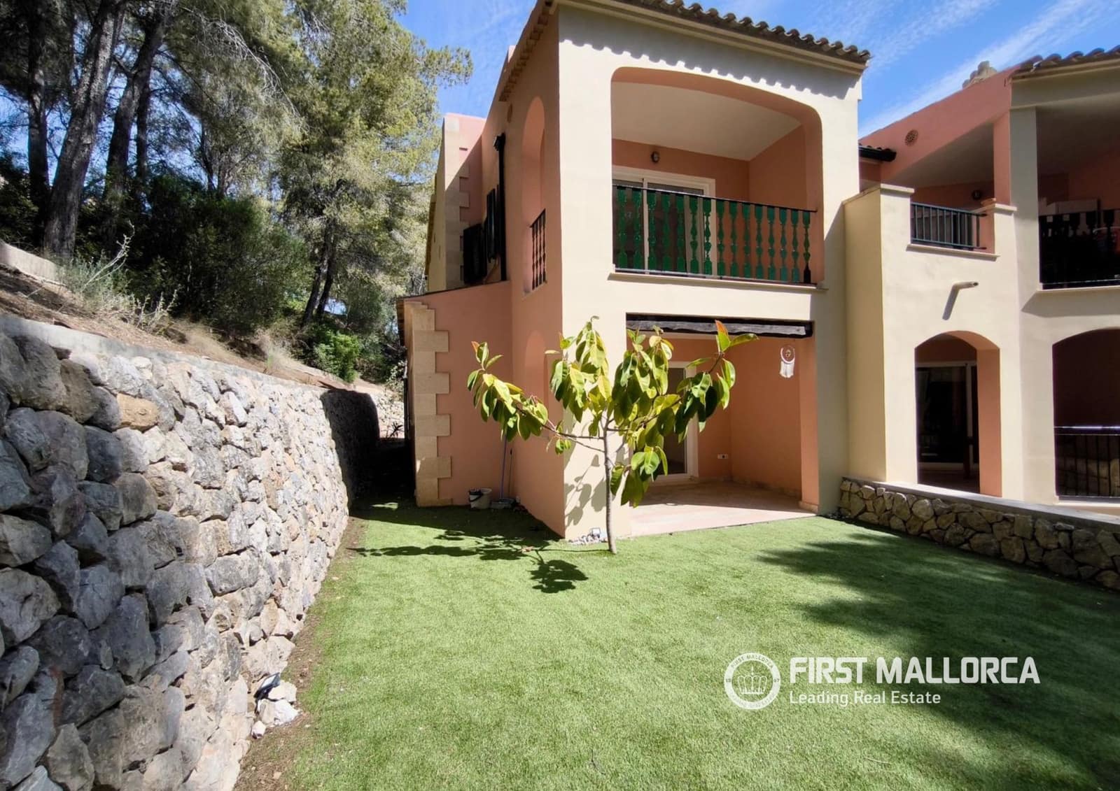 4 makuuhuone Paritalo vuokrattavana paikassa Santa Ponsa mukana uima-altaan - 3 500 € (Ref: 7793355)