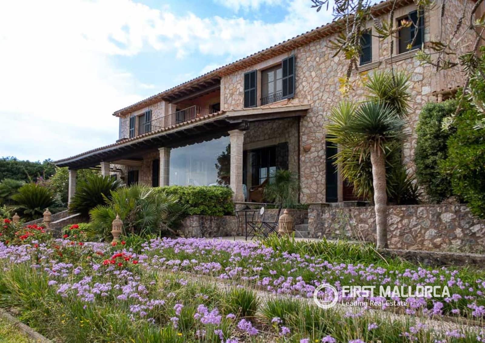 3 bedroom Finca/Country House for sale in Moscari with pool garage - € 1,980,000 (Ref: 7798116)