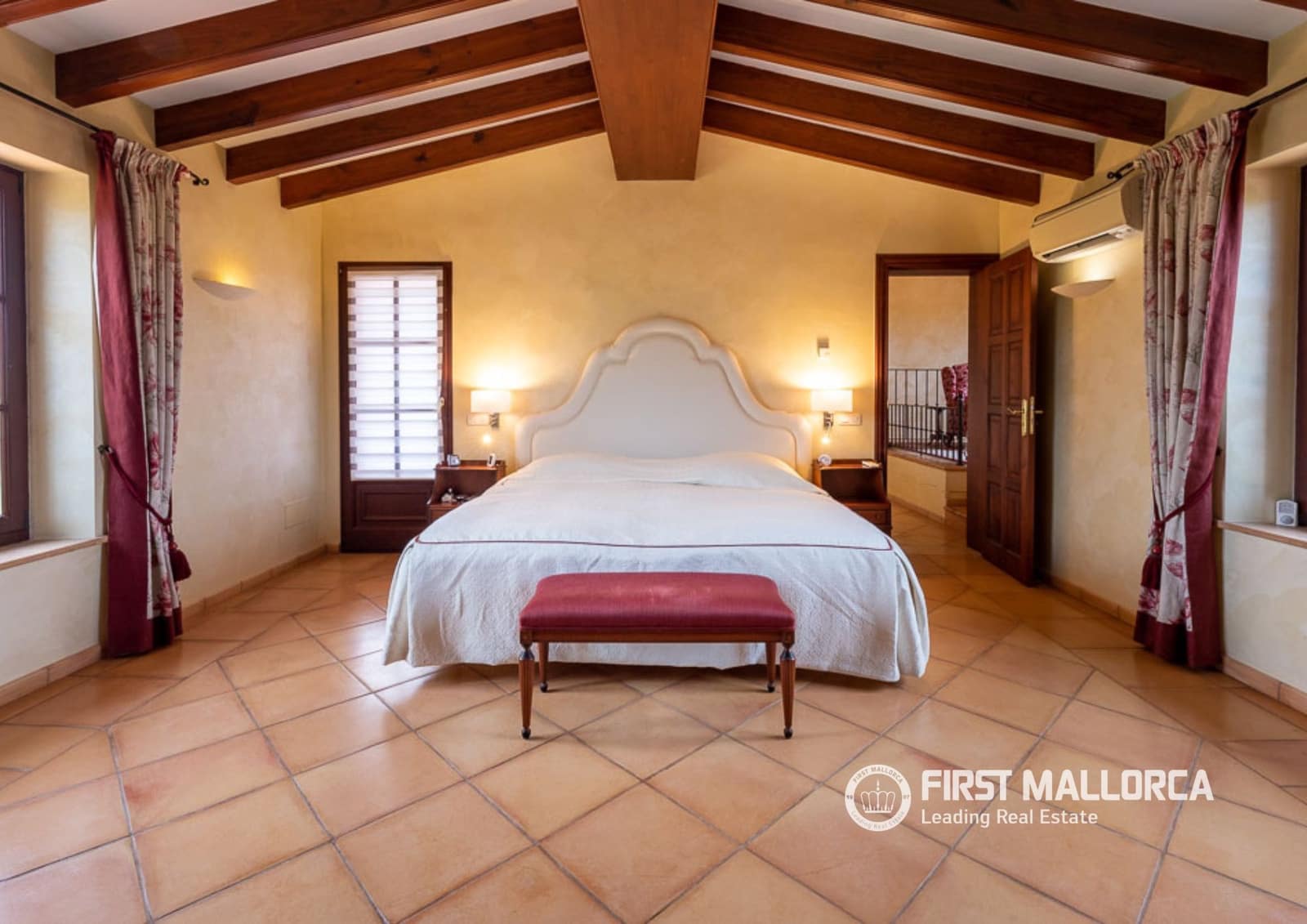 3 bedroom Finca/Country House for sale in Moscari with pool garage - € 1,980,000 (Ref: 7798116)