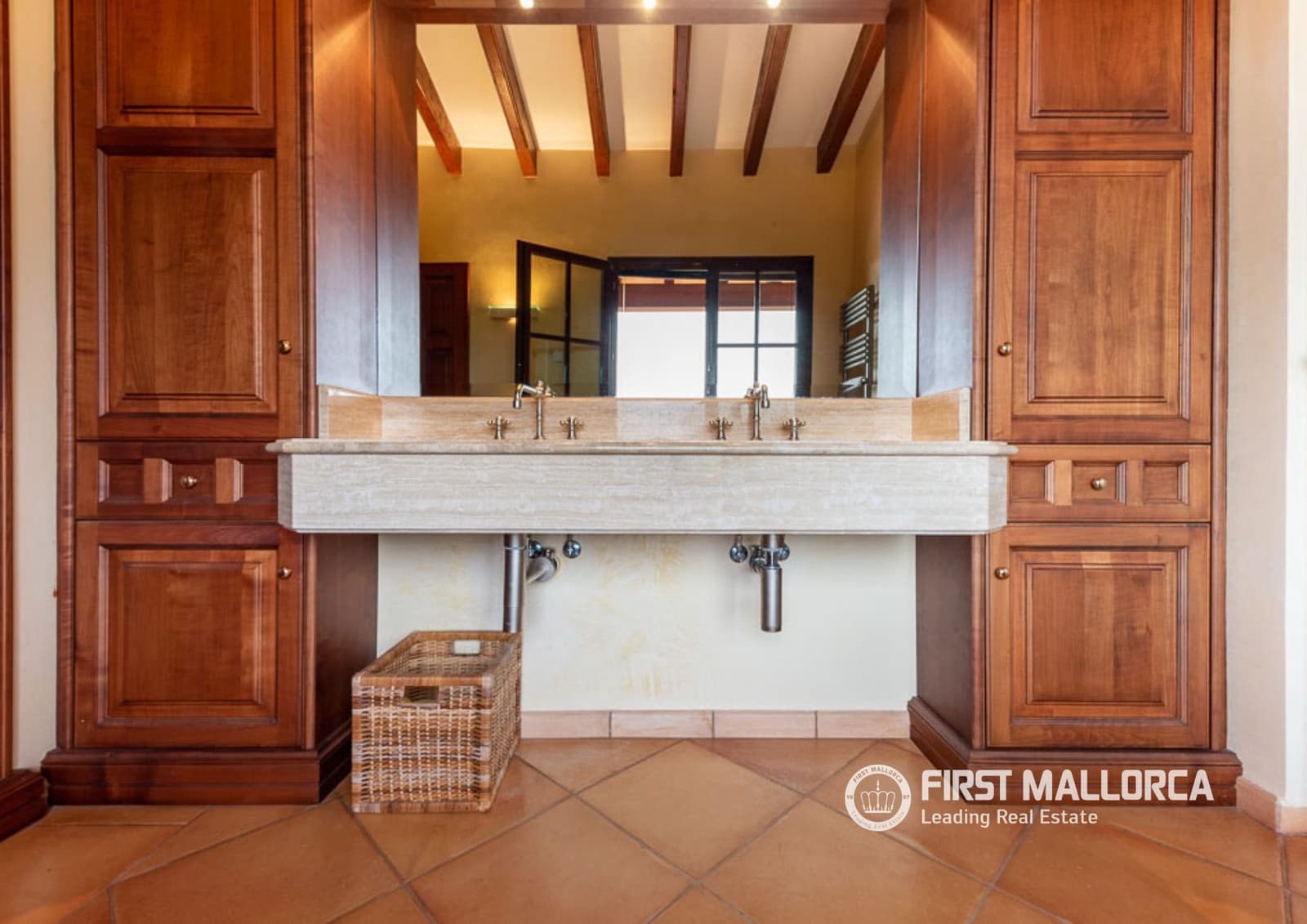 3 bedroom Finca/Country House for sale in Moscari with pool garage - € 1,980,000 (Ref: 7798116)
