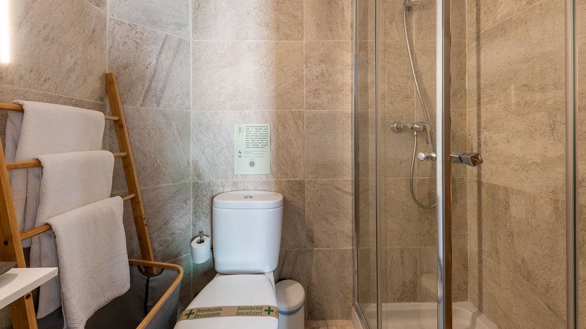 6 bedroom Hotel for sale in Caimari - € 1,200,000 (Ref: 7798119)