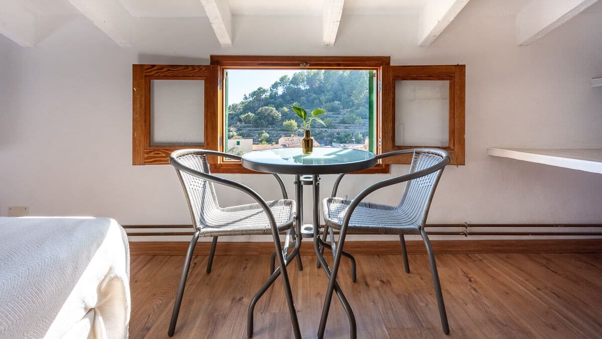 6 bedroom Hotel for sale in Caimari - € 1,200,000 (Ref: 7798119)