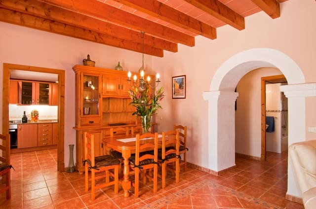 4 sovrum Finca/Hus på landet att hyra i Felanitx med pool garage - 4 500 € (Ref: 7810088)