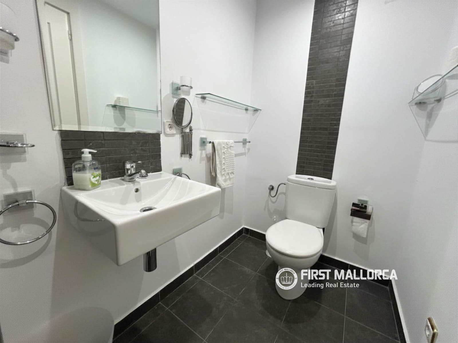 3 quarto Apartamento para arrendar em Portals Nous com garagem - 5 000 € (Ref: 7822933)