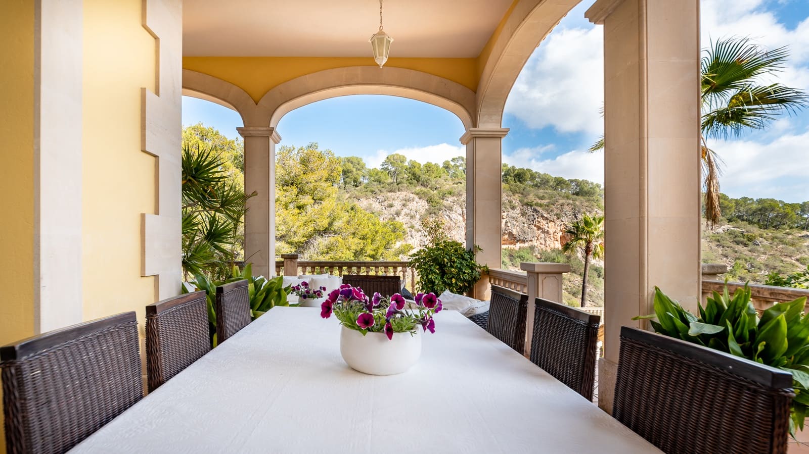 7 makuuhuone Huvila myytävänä paikassa Bendinat mukana uima-altaan 
autotalli - 4 400 000 € (Ref: 7827158)