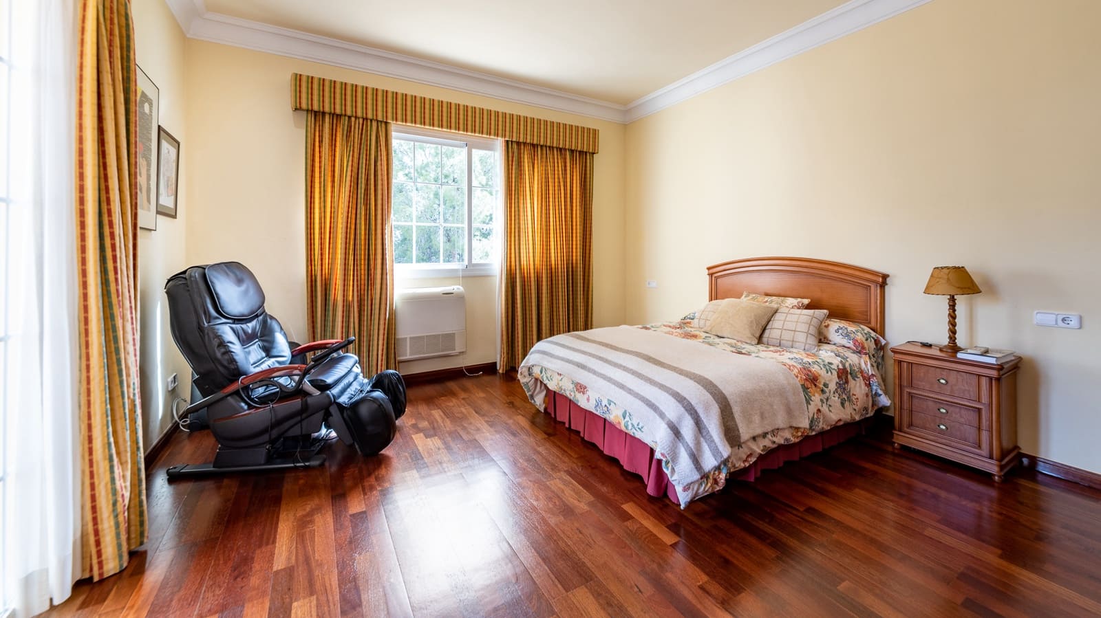 7 makuuhuone Huvila myytävänä paikassa Bendinat mukana uima-altaan 
autotalli - 4 400 000 € (Ref: 7827158)