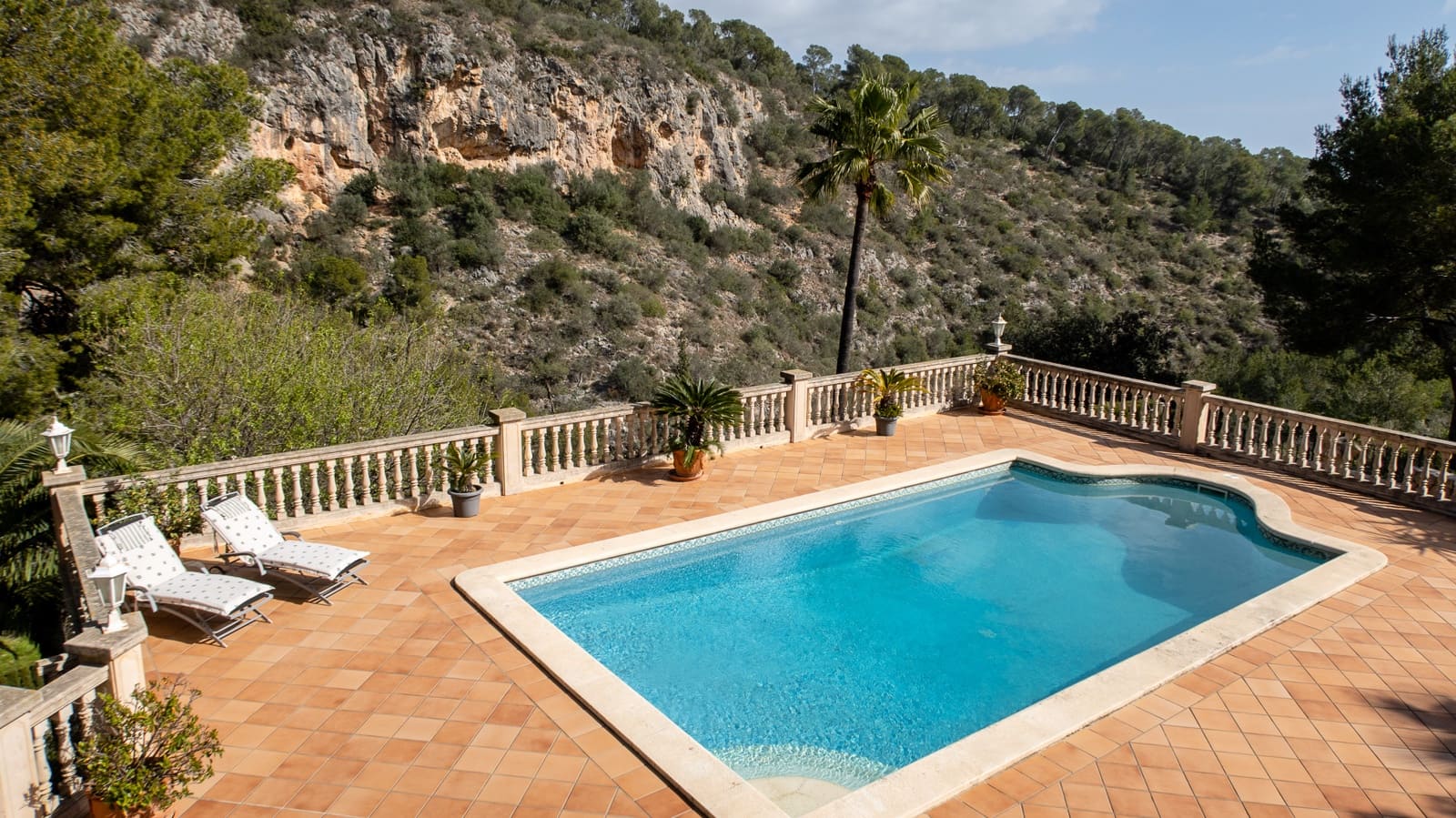 7 makuuhuone Huvila myytävänä paikassa Bendinat mukana uima-altaan 
autotalli - 4 400 000 € (Ref: 7827158)