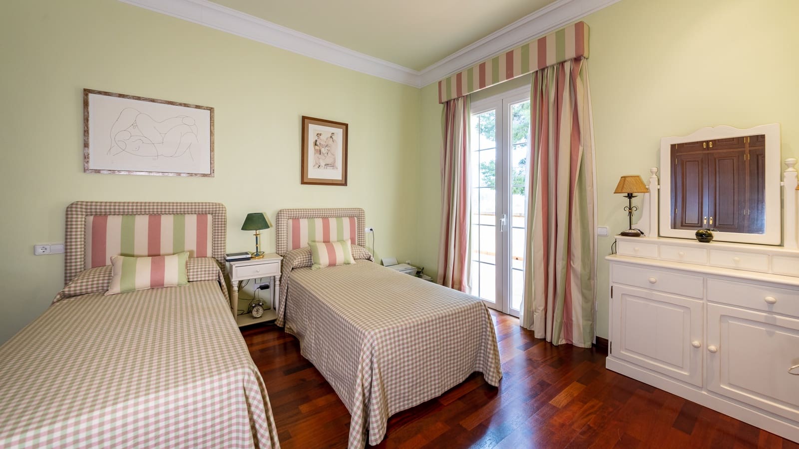 7 makuuhuone Huvila myytävänä paikassa Bendinat mukana uima-altaan 
autotalli - 4 400 000 € (Ref: 7827158)