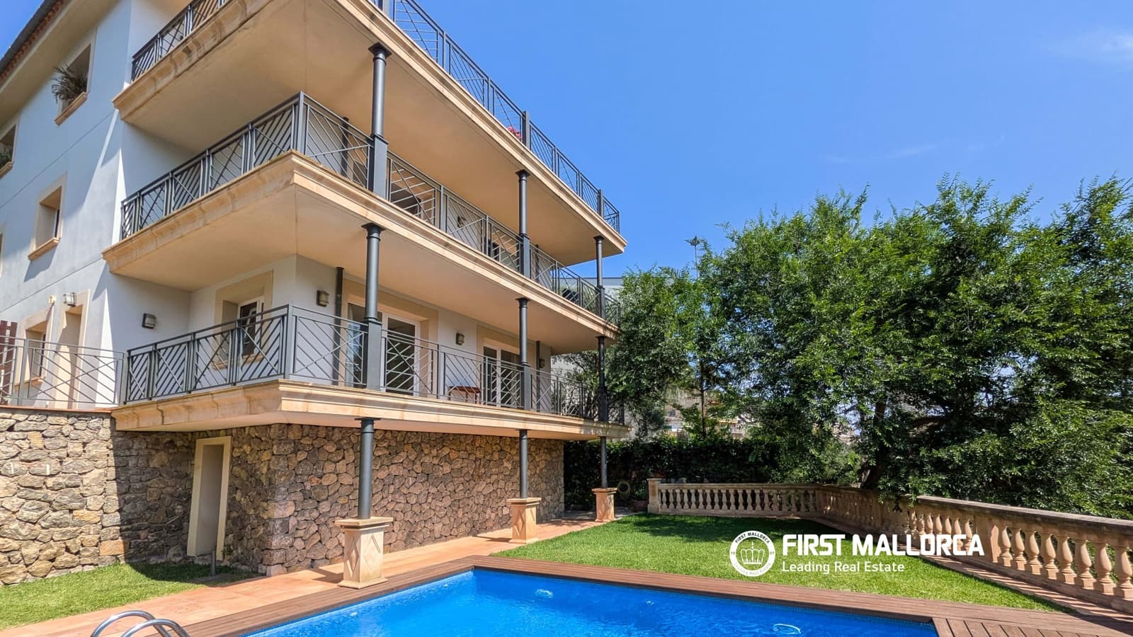 4 soverom Villa til salgs i Puerto de Soller / Port de Soller med svømmebasseng garasje - € 2 400 000 (Ref: 7827159)