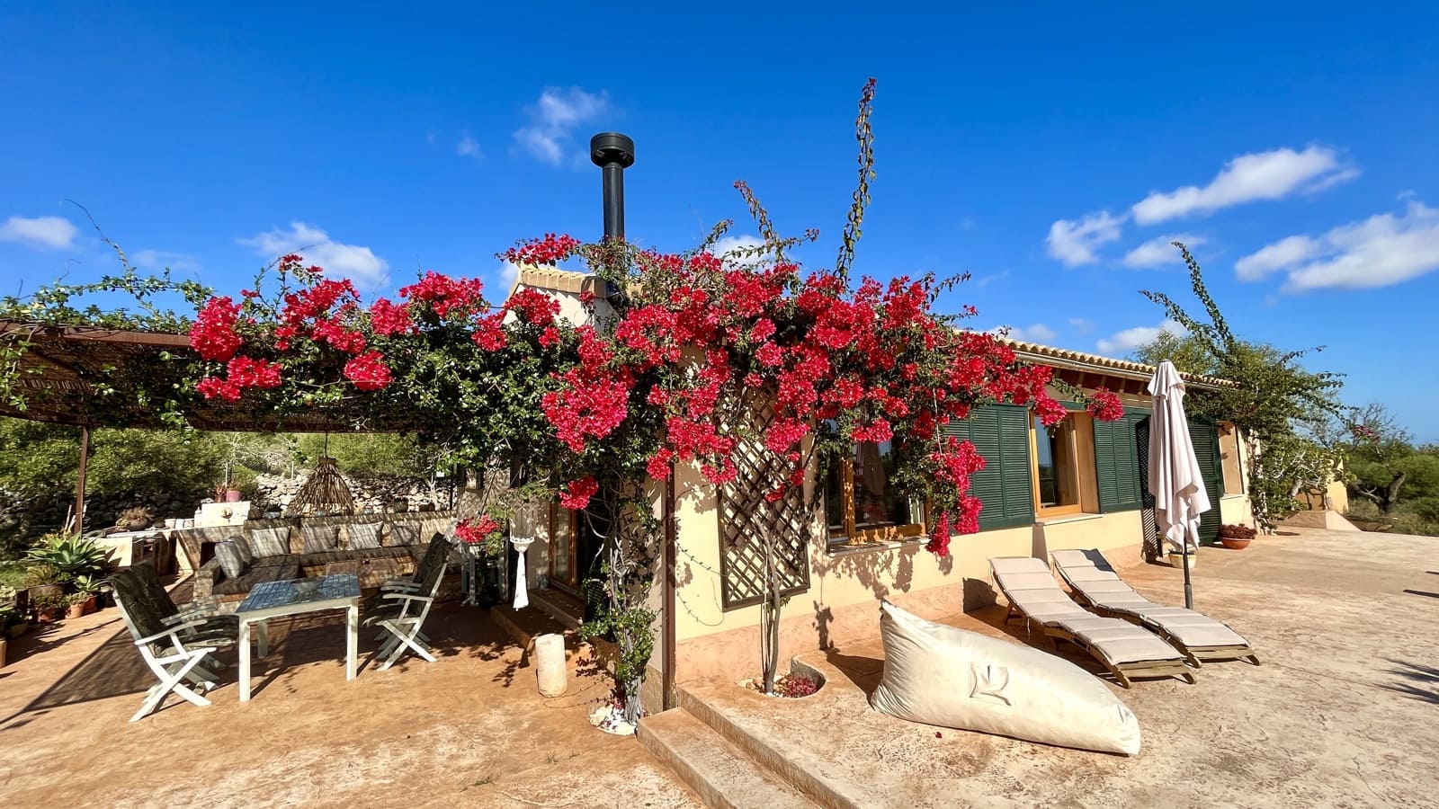 3 soveværelse Finca/Landehus til leje i Santa Margalida med swimmingpool garage - € 2.100 (Ref: 7827160)