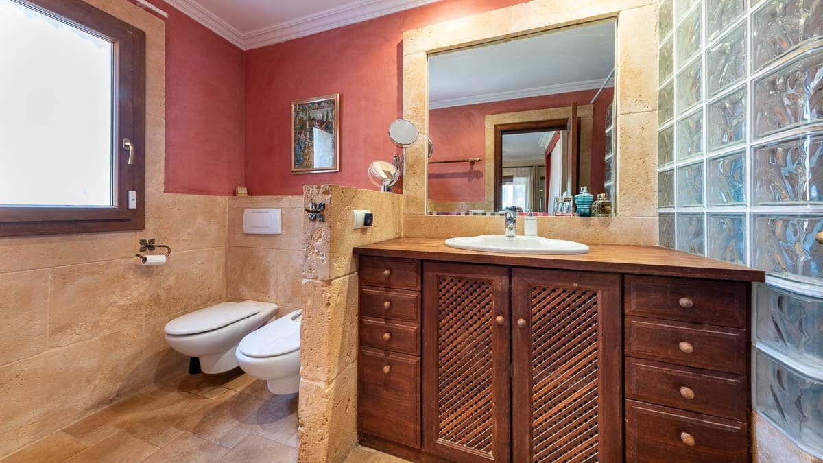 3 soverom Kommersiell til salgs i El Toro / Port Adriano med svømmebasseng garasje - € 1 650 000 (Ref: 7837173)